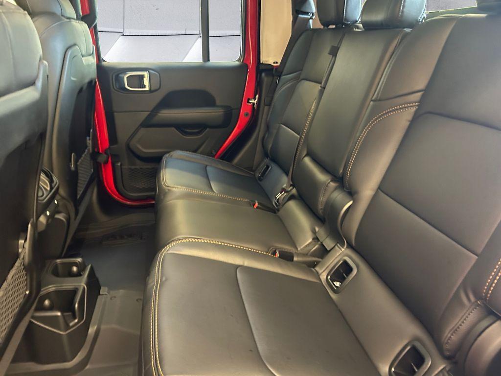 new 2025 Jeep Gladiator car, priced at $46,109