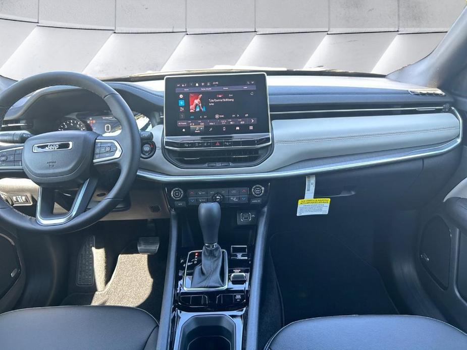 new 2024 Jeep Compass car, priced at $37,210