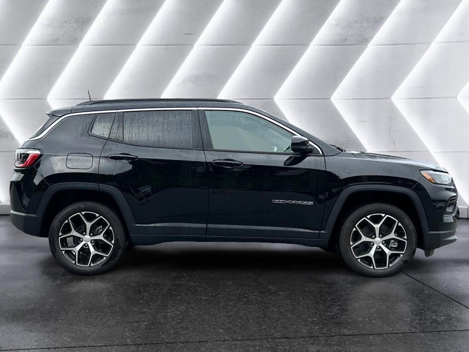 new 2024 Jeep Compass car, priced at $32,750