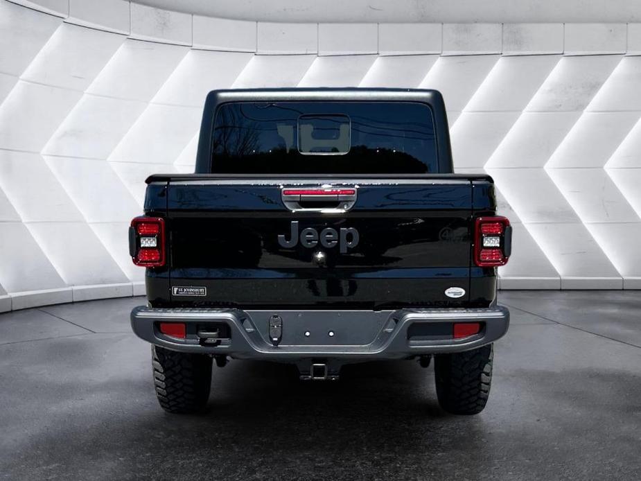 new 2024 Jeep Gladiator car, priced at $48,597