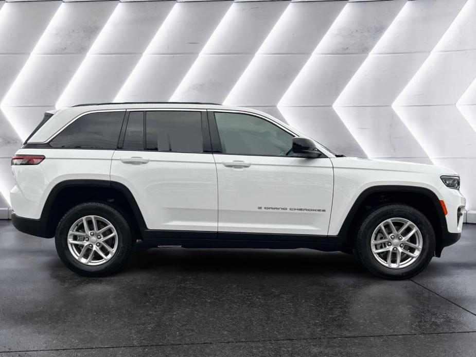 new 2025 Jeep Grand Cherokee car, priced at $41,870