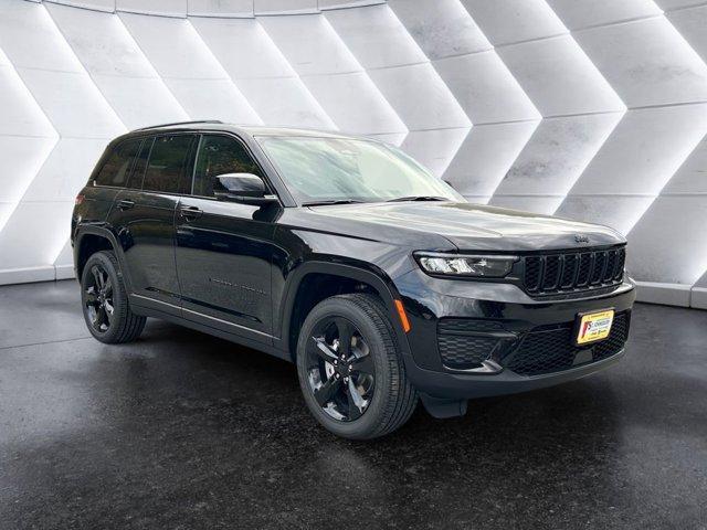 new 2025 Jeep Grand Cherokee car, priced at $45,184