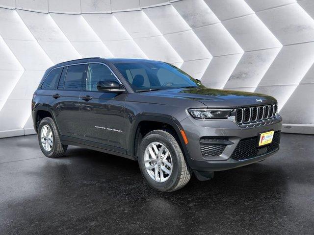 new 2025 Jeep Grand Cherokee car, priced at $41,527