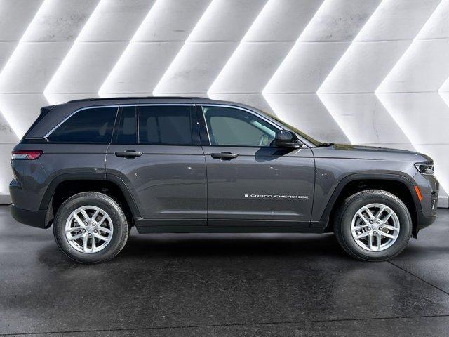 new 2025 Jeep Grand Cherokee car, priced at $41,527