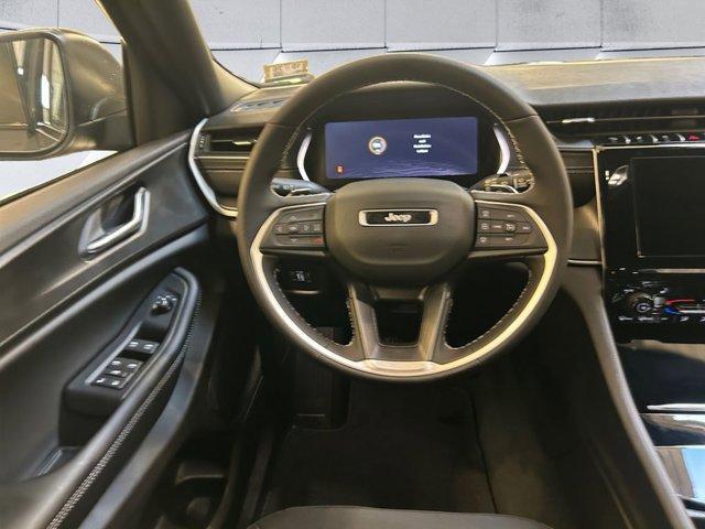 new 2025 Jeep Grand Cherokee car, priced at $41,527