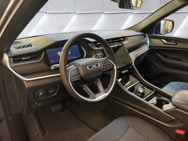 new 2025 Jeep Grand Cherokee car, priced at $41,527