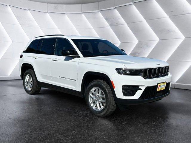 new 2025 Jeep Grand Cherokee car, priced at $41,009
