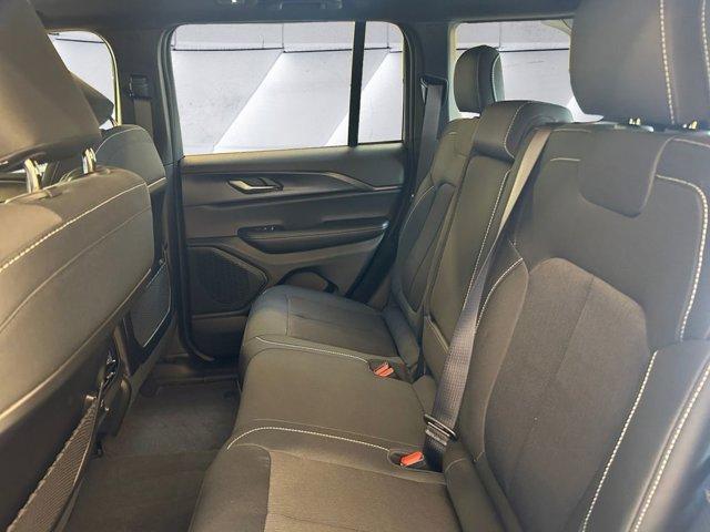 new 2025 Jeep Grand Cherokee car, priced at $41,009