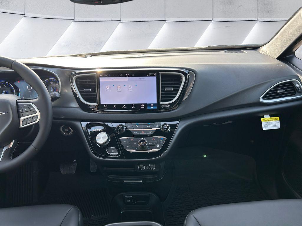 new 2025 Chrysler Voyager car, priced at $40,808