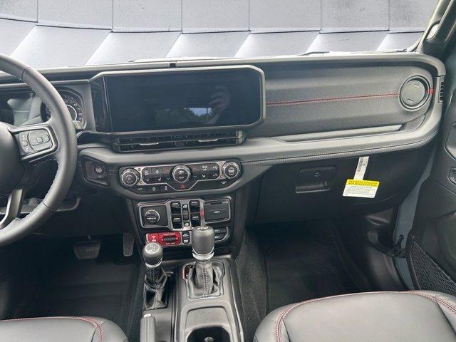 new 2025 Jeep Wrangler car, priced at $61,823