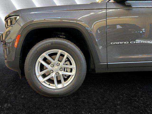 new 2025 Jeep Grand Cherokee car, priced at $41,527