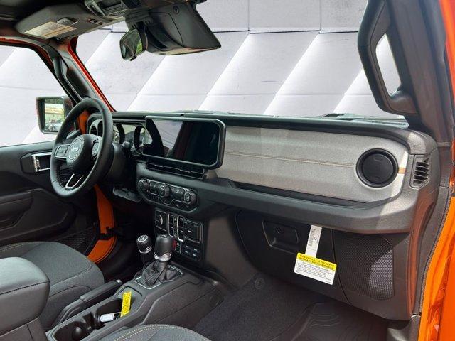 new 2025 Jeep Wrangler car, priced at $52,197