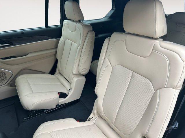 new 2023 Jeep Grand Cherokee L car, priced at $49,368