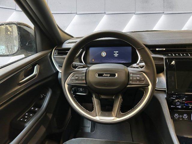 new 2025 Jeep Grand Cherokee car, priced at $44,666