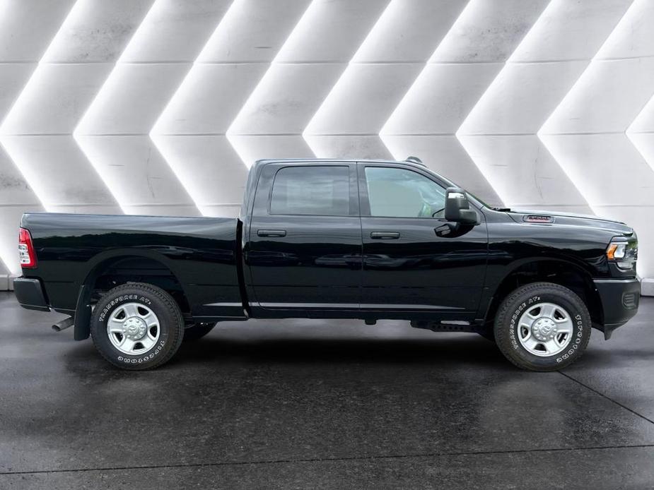 new 2024 Ram 3500 car, priced at $52,501