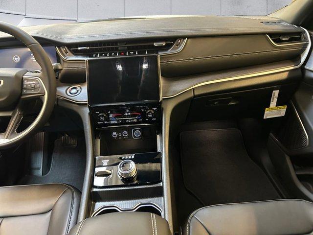 new 2025 Jeep Grand Cherokee L car, priced at $52,216