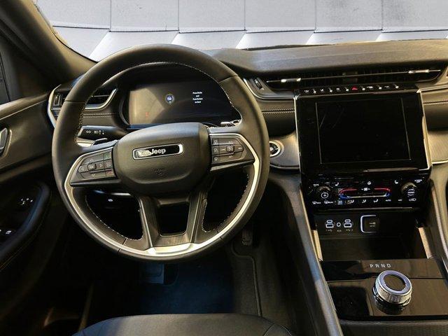 new 2025 Jeep Grand Cherokee L car, priced at $39,976