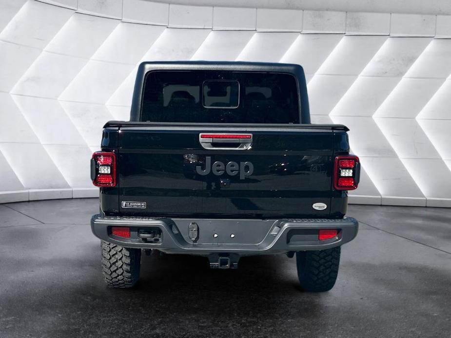 new 2024 Jeep Gladiator car, priced at $48,592