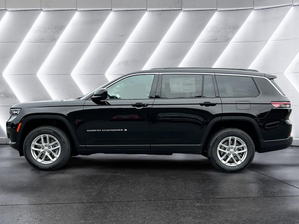 new 2025 Jeep Grand Cherokee L car, priced at $45,215