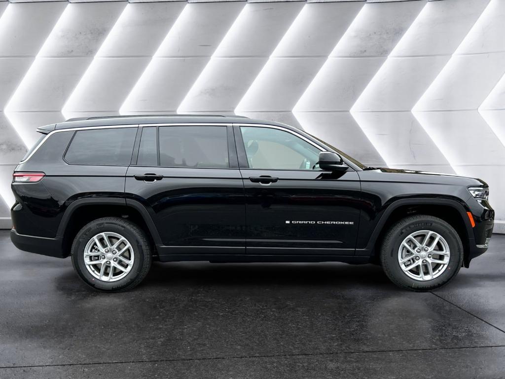 new 2025 Jeep Grand Cherokee L car, priced at $45,215