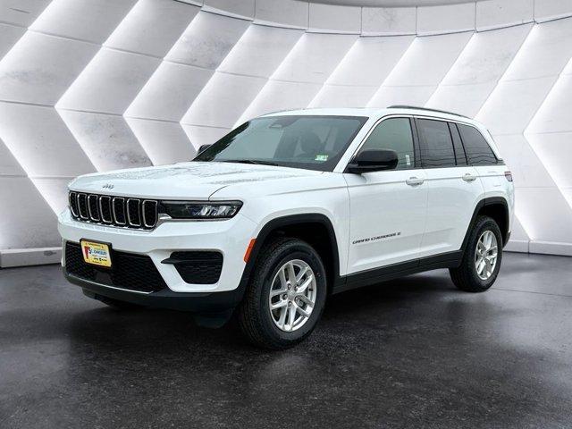 new 2025 Jeep Grand Cherokee car, priced at $41,870