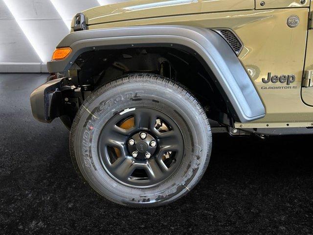 new 2025 Jeep Gladiator car, priced at $40,447