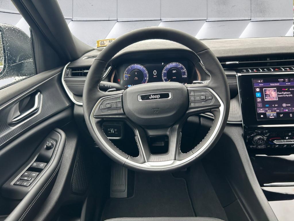 new 2025 Jeep Grand Cherokee L car, priced at $42,720