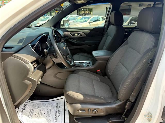 used 2023 Chevrolet Traverse car, priced at $26,900