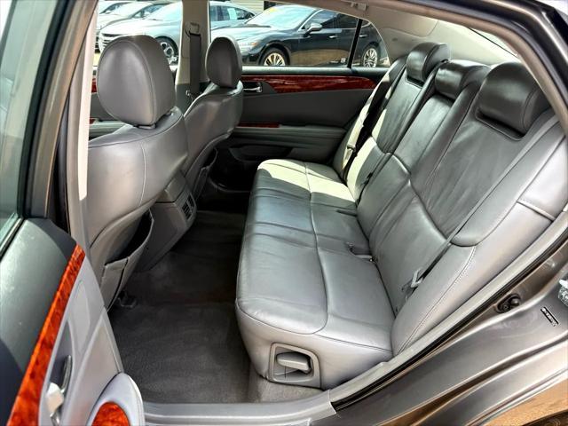 used 2007 Toyota Avalon car, priced at $12,900