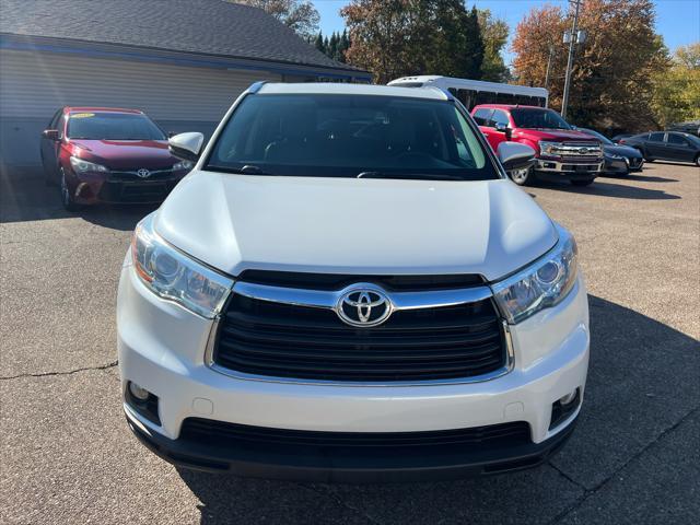 used 2016 Toyota Highlander car, priced at $25,900