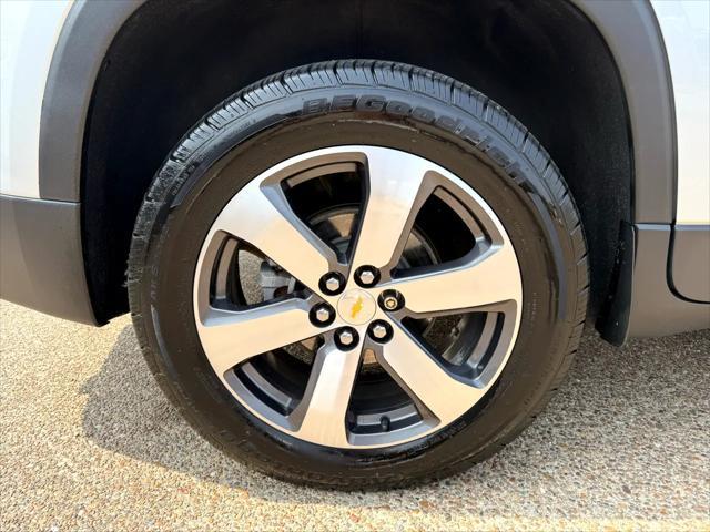 used 2019 Chevrolet Traverse car, priced at $21,900
