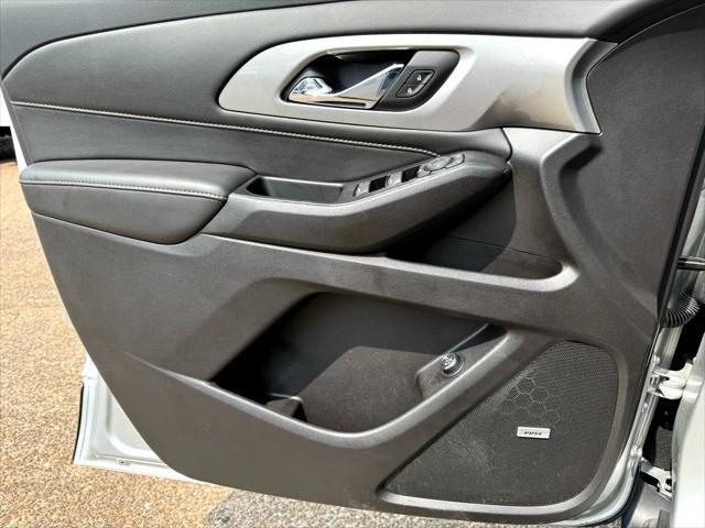 used 2019 Chevrolet Traverse car, priced at $21,900