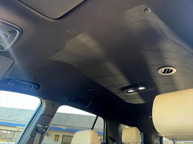 used 2022 Chevrolet Traverse car, priced at $29,900