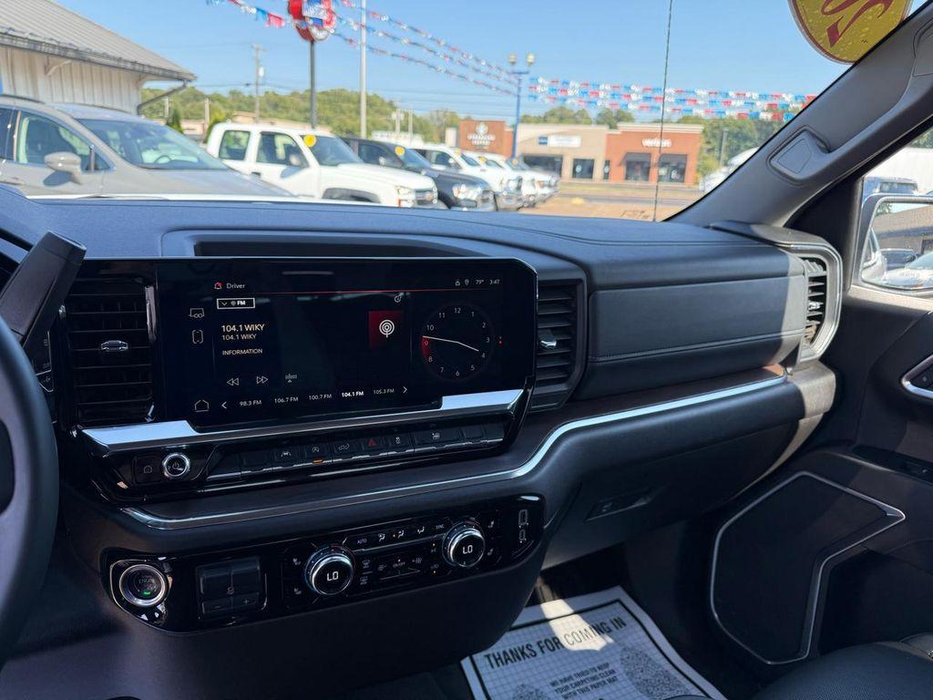 used 2025 GMC Sierra 1500 car, priced at $47,900