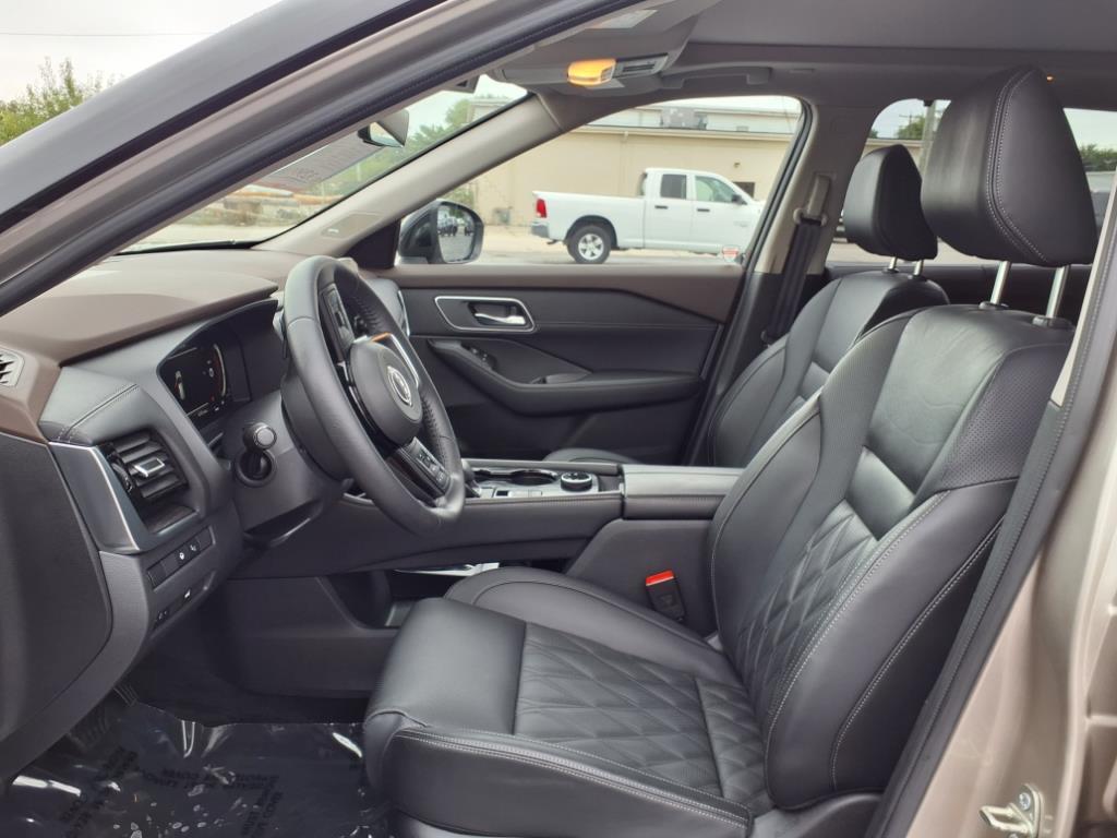 used 2023 Nissan Rogue car, priced at $32,995