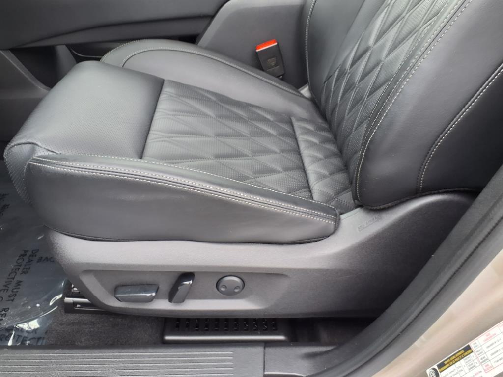 used 2023 Nissan Rogue car, priced at $32,995