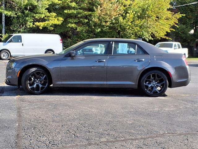 used 2023 Chrysler 300 car, priced at $30,995