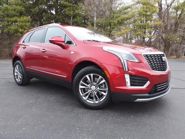 used 2021 Cadillac XT5 car, priced at $31,995