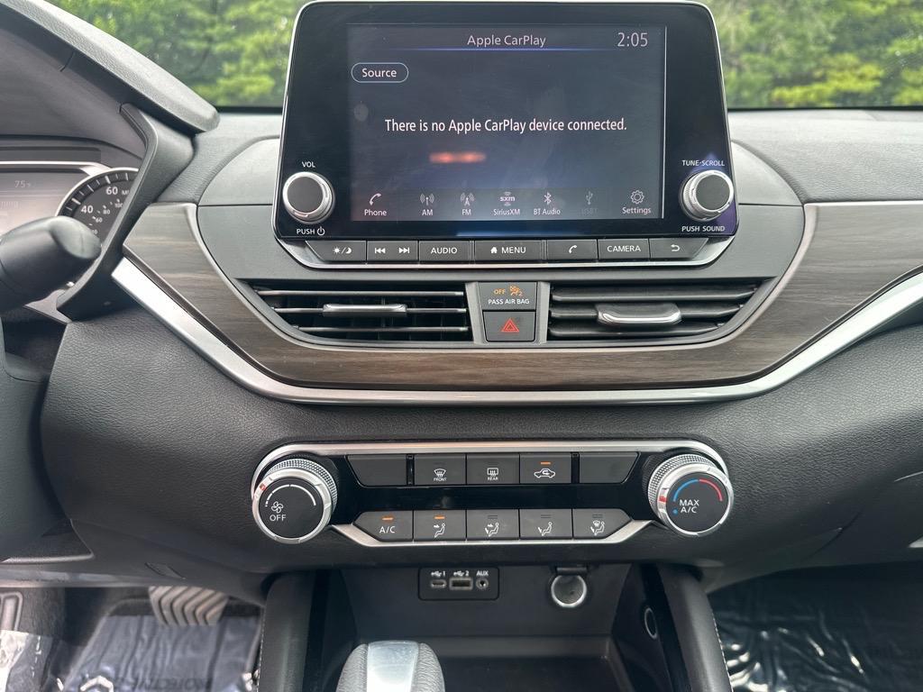 used 2023 Nissan Altima car