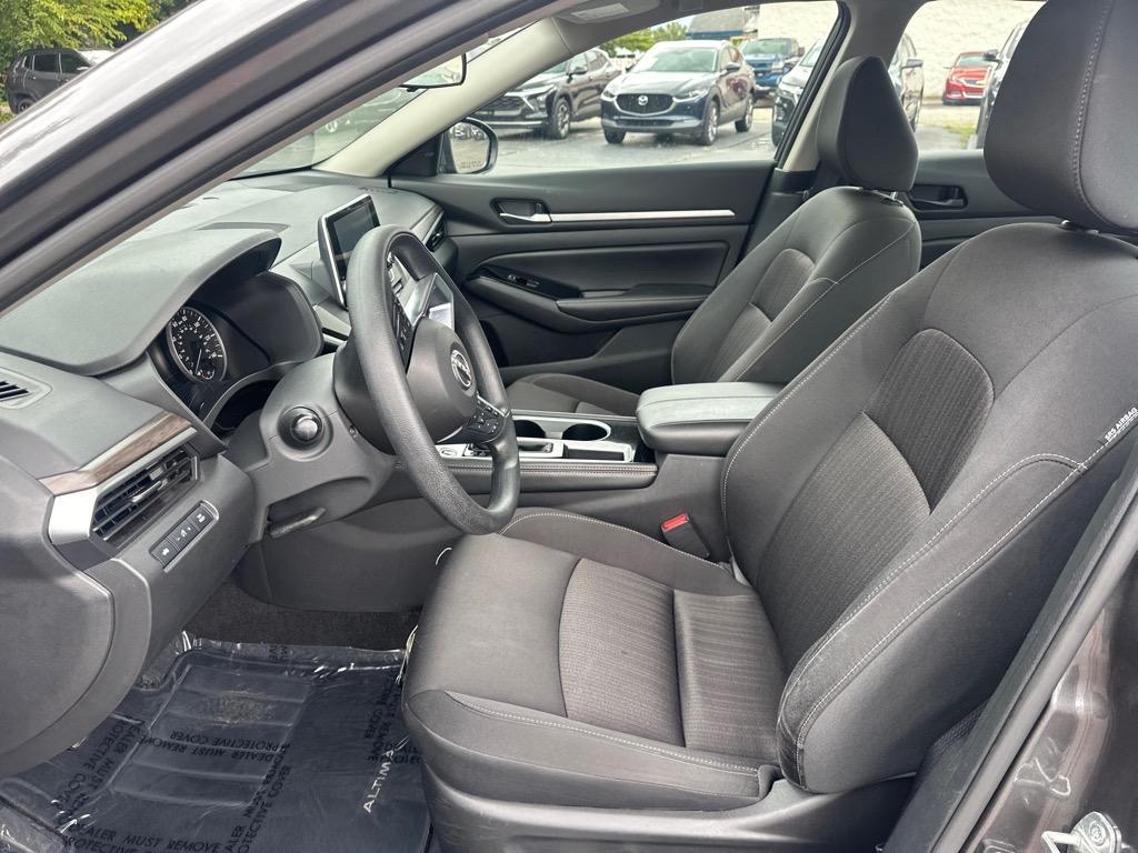 used 2023 Nissan Altima car