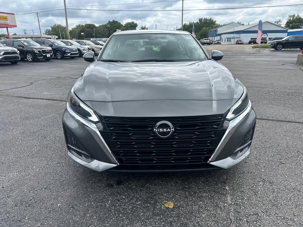 used 2023 Nissan Altima car