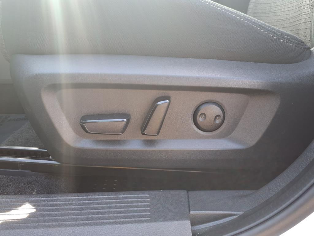 used 2022 Nissan Rogue car, priced at $21,995
