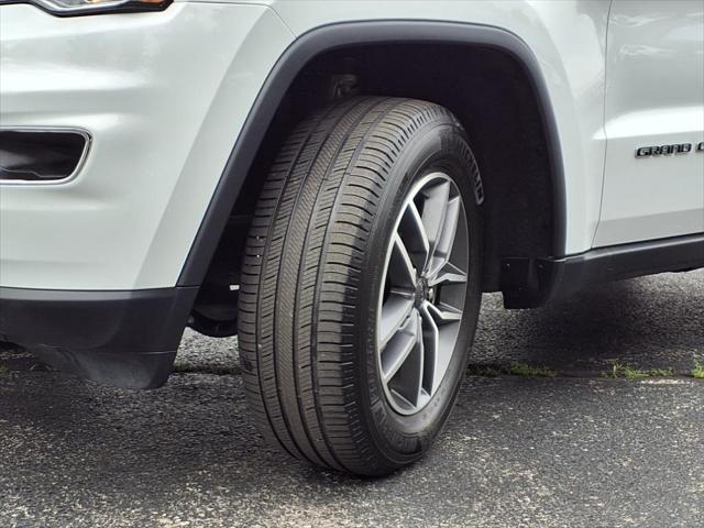 used 2022 Jeep Grand Cherokee car, priced at $31,995