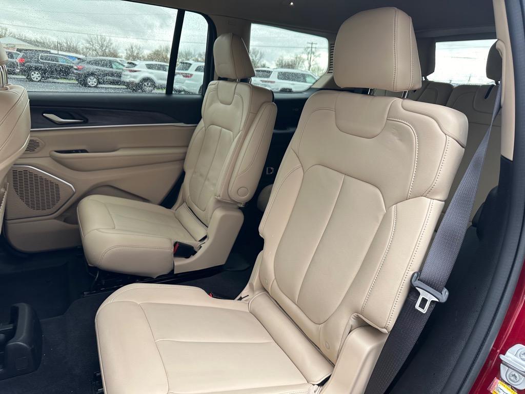 used 2022 Jeep Grand Cherokee L car