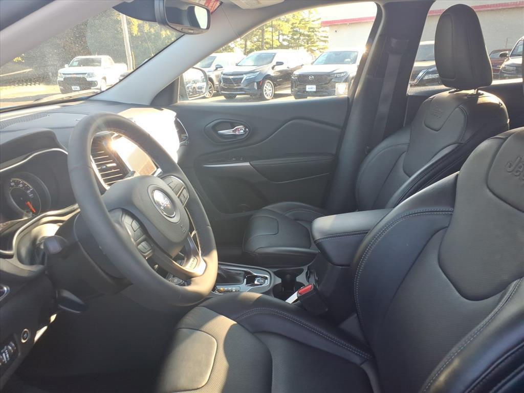 used 2022 Jeep Cherokee car