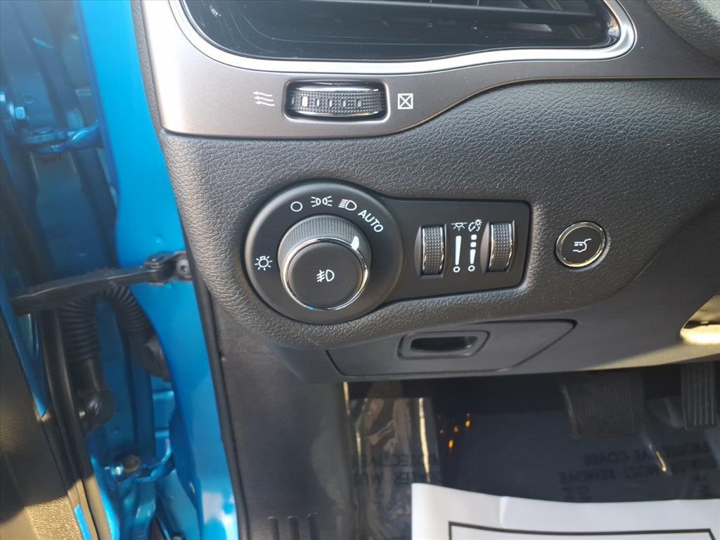 used 2022 Jeep Cherokee car