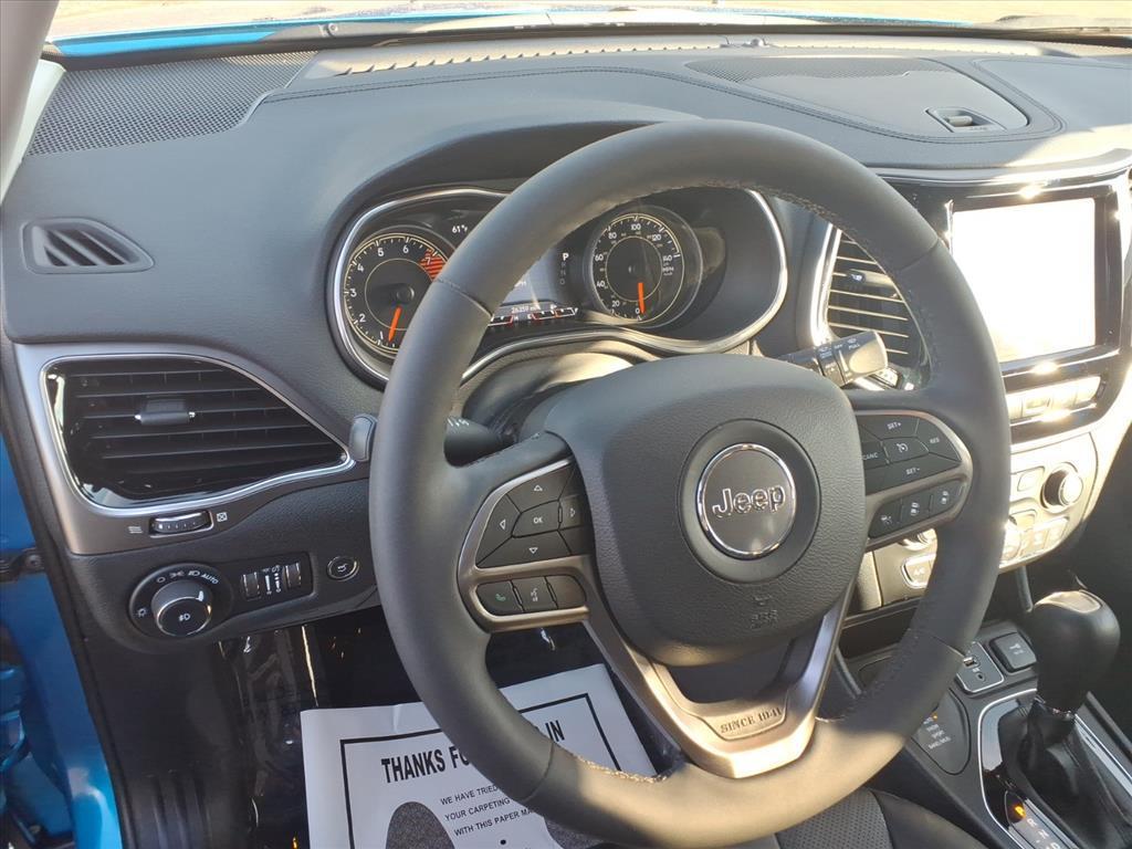 used 2022 Jeep Cherokee car