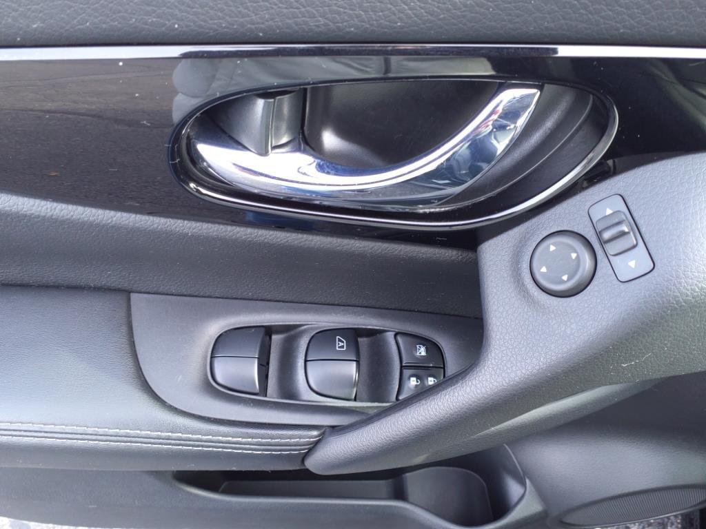 used 2022 Nissan Rogue Sport car, priced at $23,955