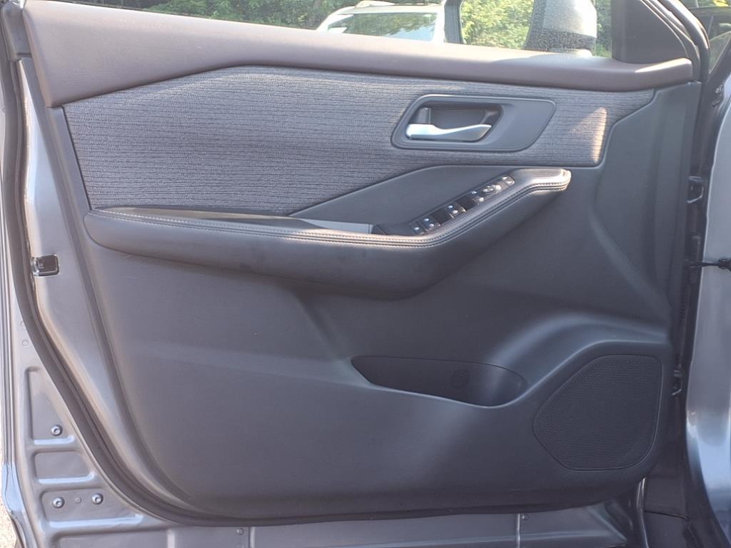 used 2021 Nissan Rogue car, priced at $21,995