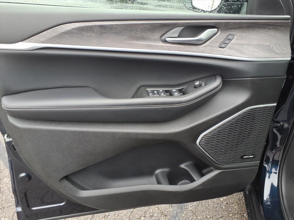 used 2023 Jeep Grand Cherokee L car, priced at $36,995